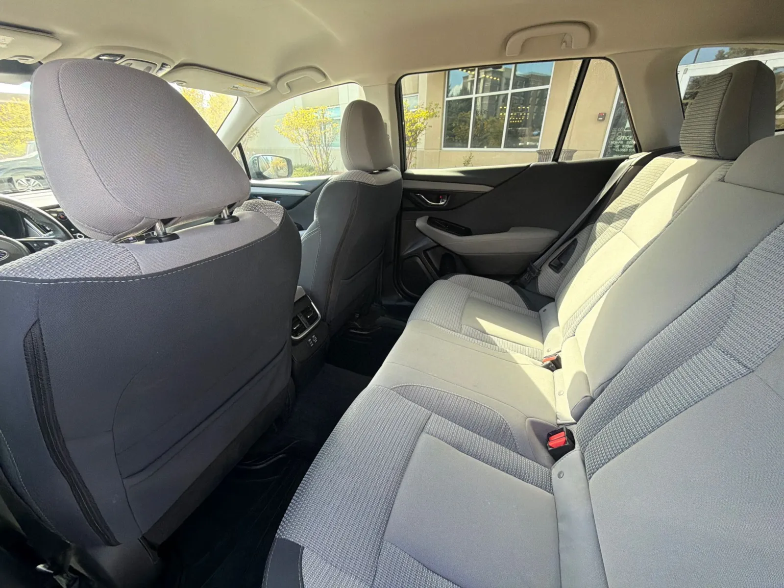 Subaru Outback photo 19