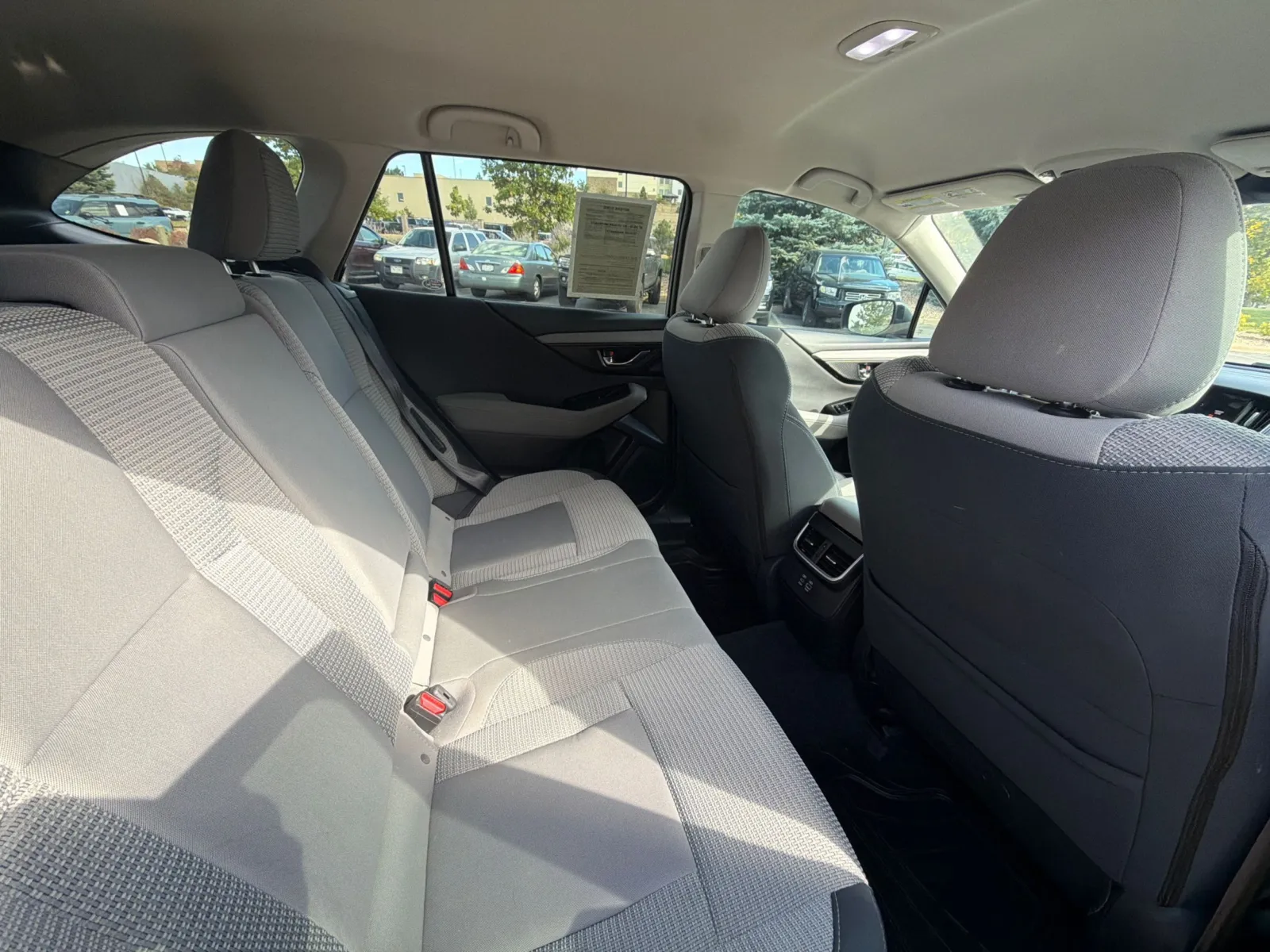 Subaru Outback photo 16