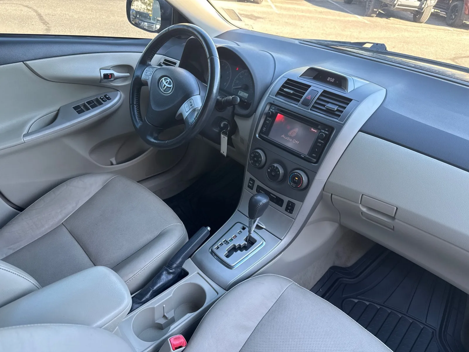 Toyota Corolla photo 18