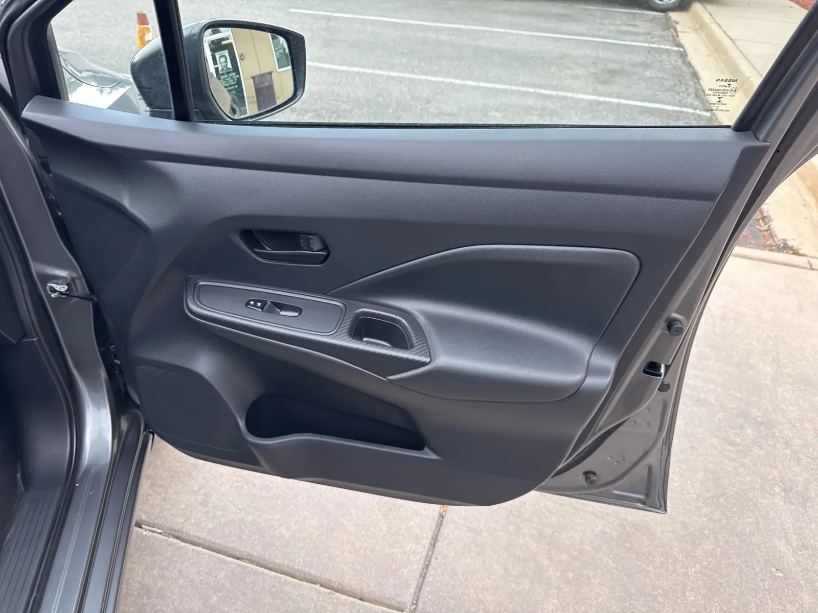 Nissan Versa photo 15