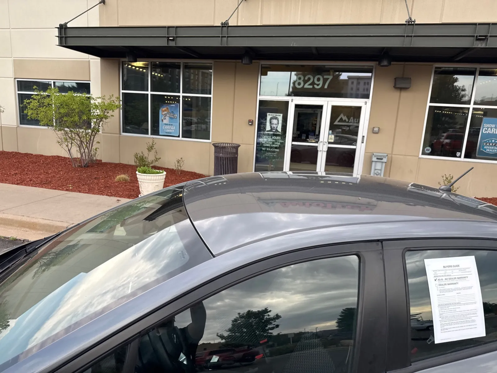 Nissan Versa photo 10