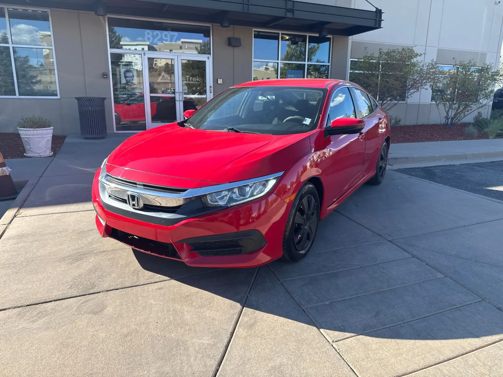 Honda Civic photo 2