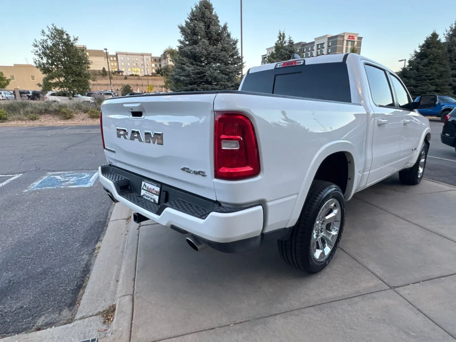 Ram 1500 photo 8