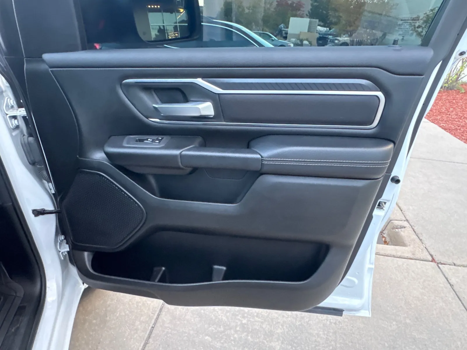 Ram 1500 photo 17