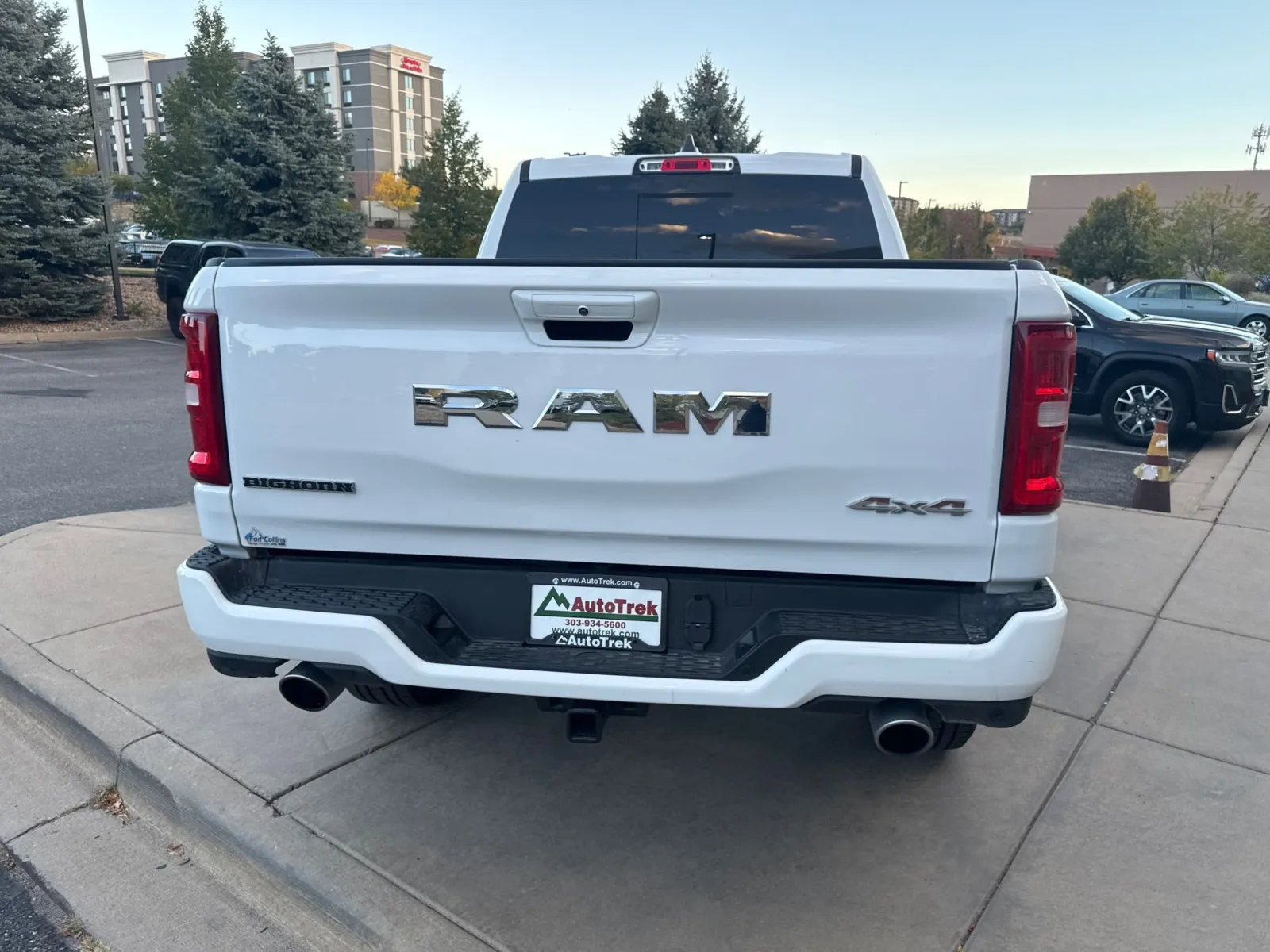 Ram 1500 photo 9