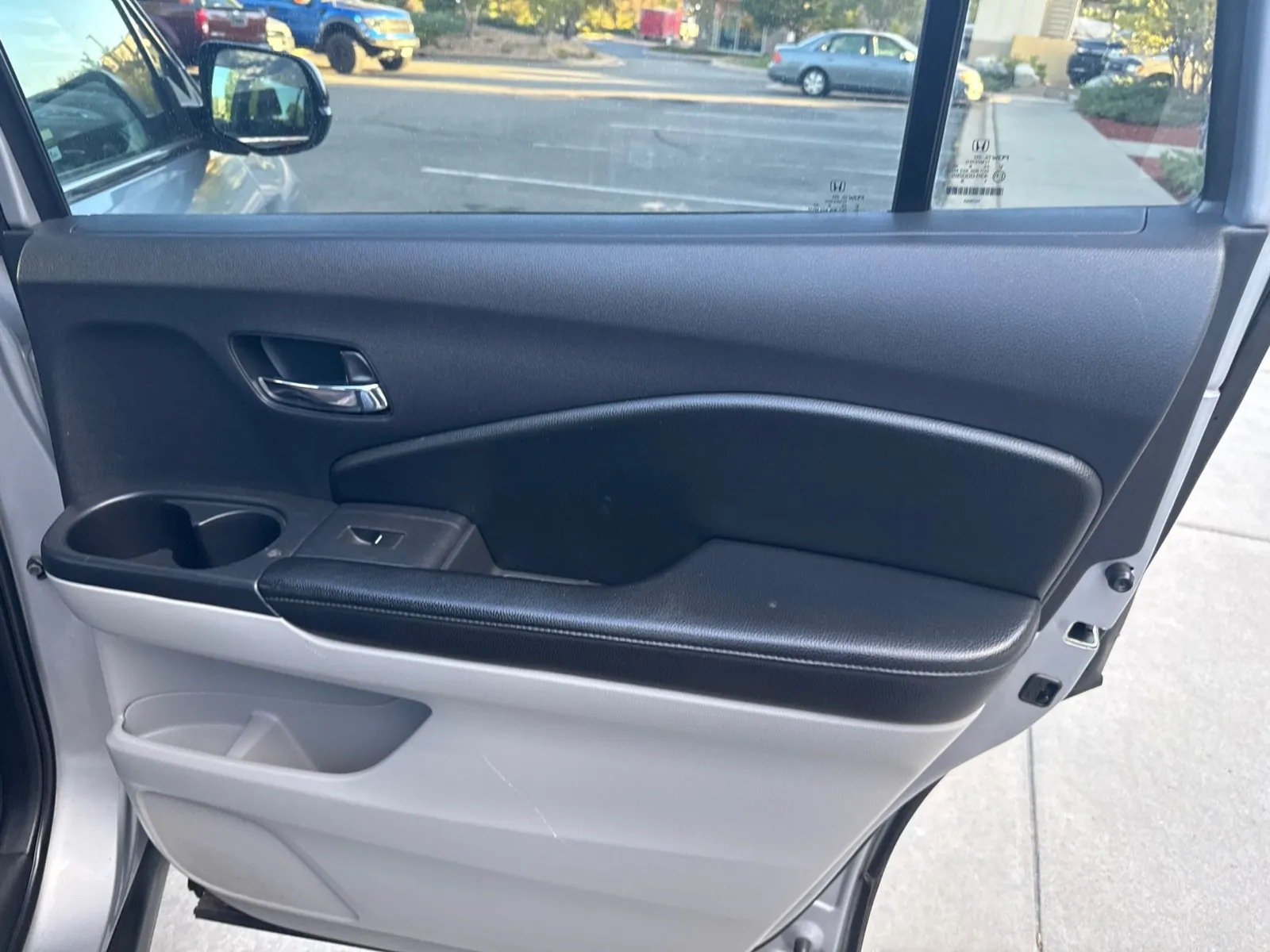 Honda Pilot photo 19