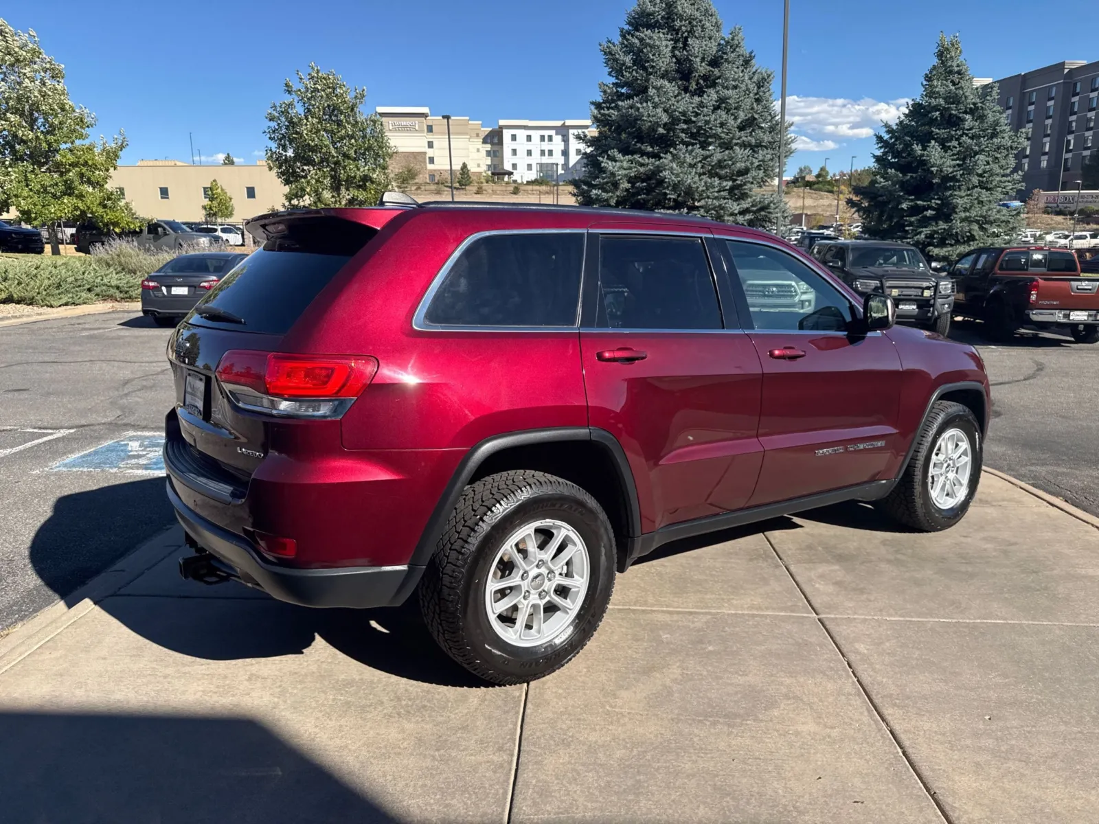 Jeep Grand Cherokee photo 7