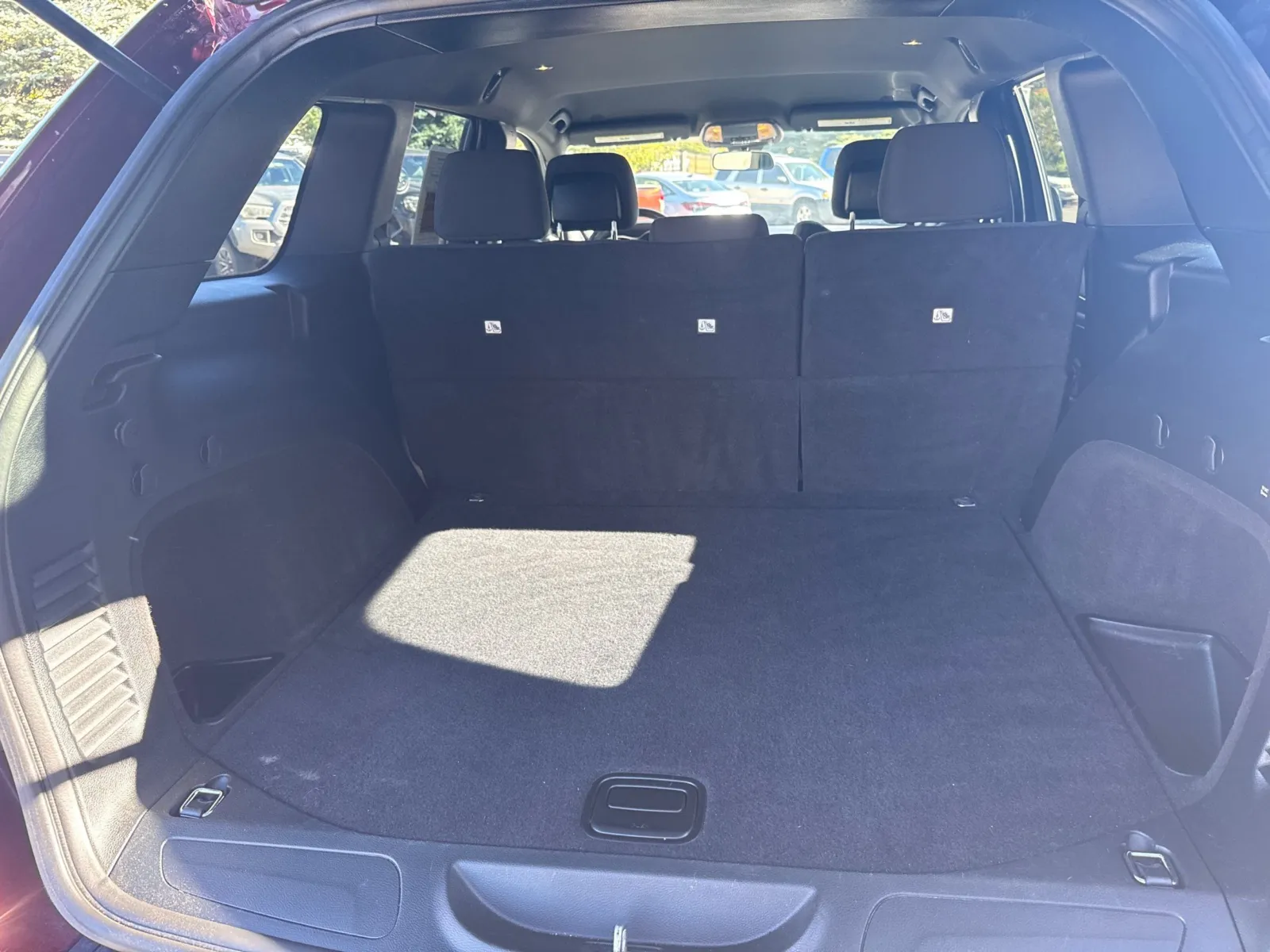 Jeep Grand Cherokee photo 25