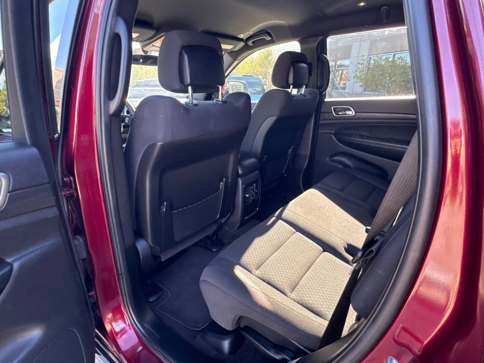 Jeep Grand Cherokee photo 26
