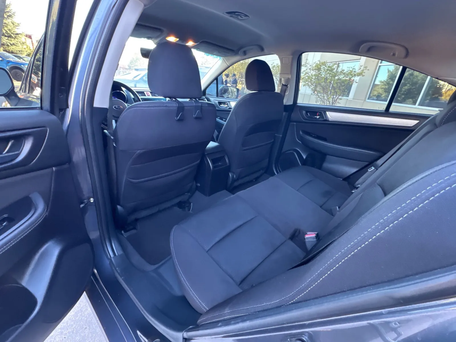 Subaru Legacy photo 21