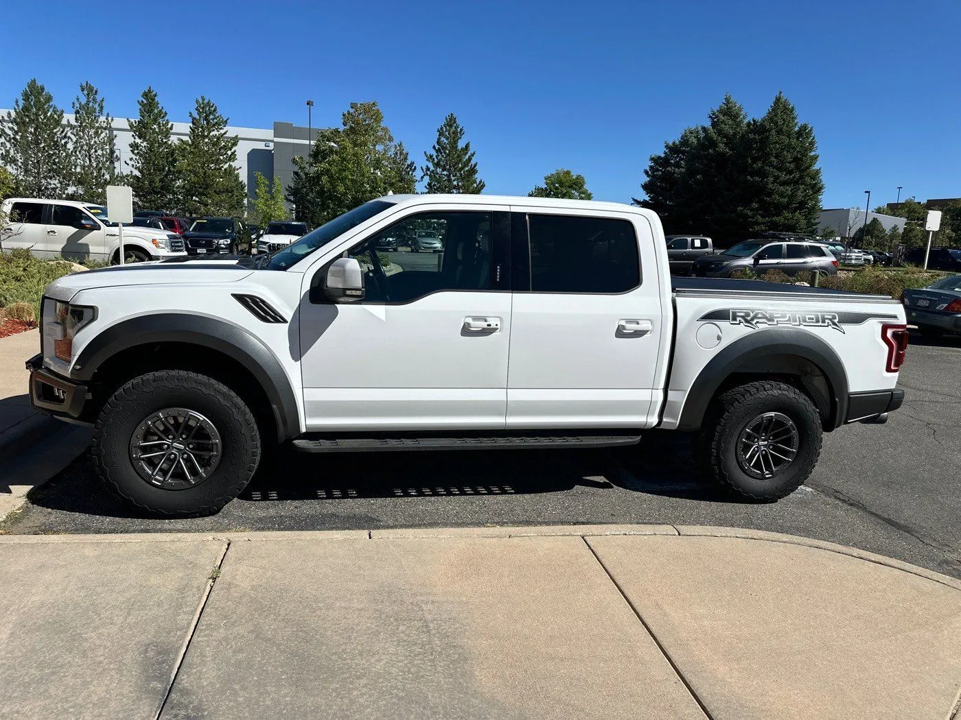 Ford F-150 photo 3