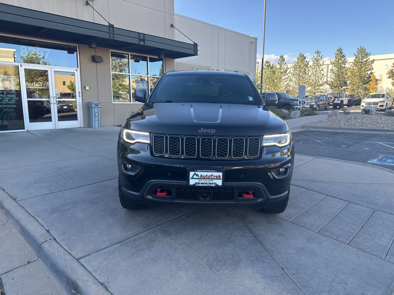 Jeep Grand Cherokee photo 3