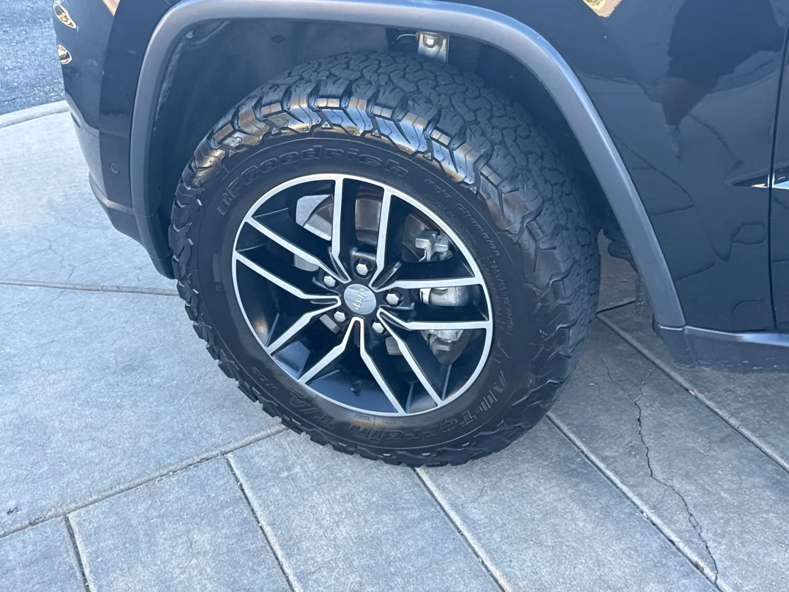 Jeep Grand Cherokee photo 12