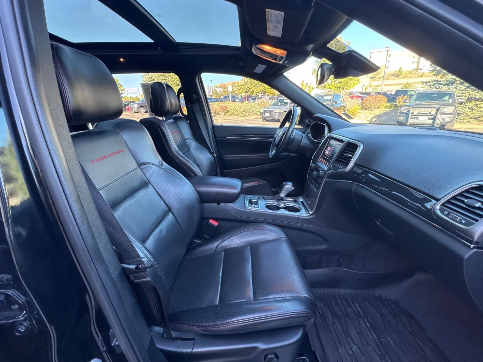 Jeep Grand Cherokee photo 20