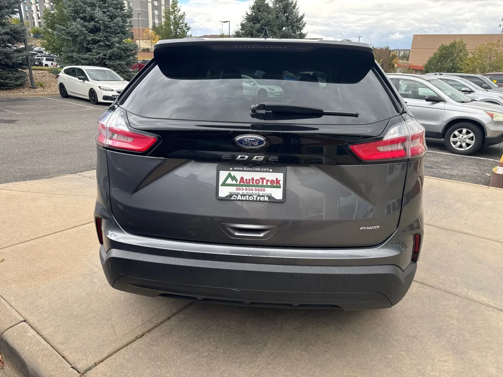Ford Edge photo 8