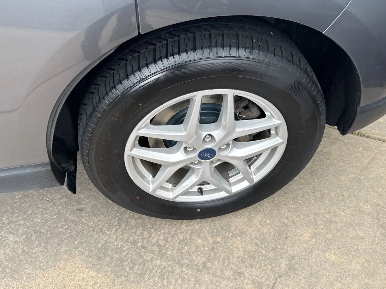 Ford Edge photo 11