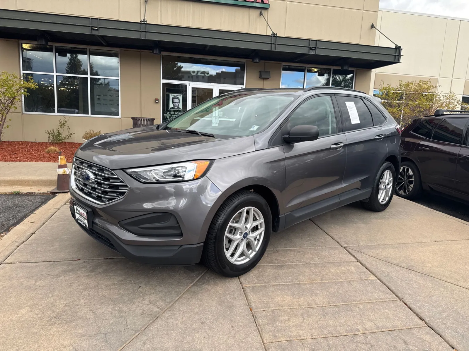 Ford Edge photo 2