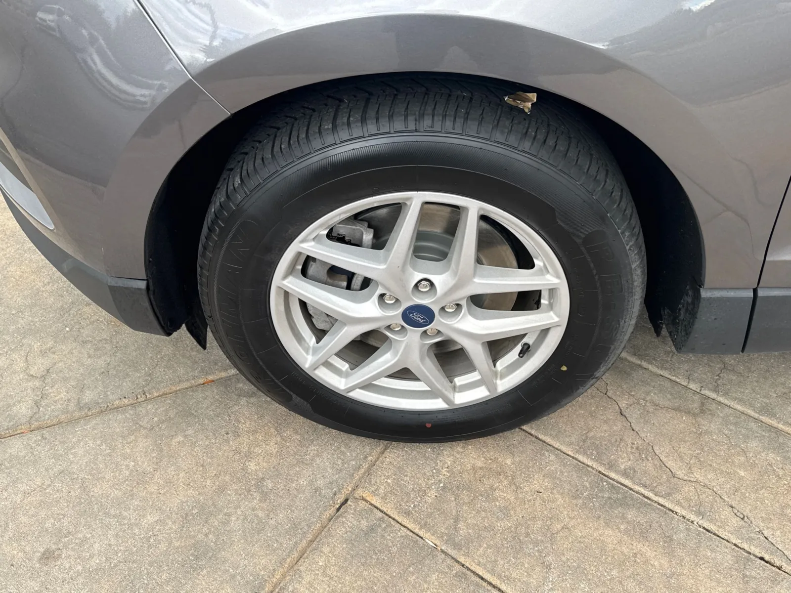 Ford Edge photo 10