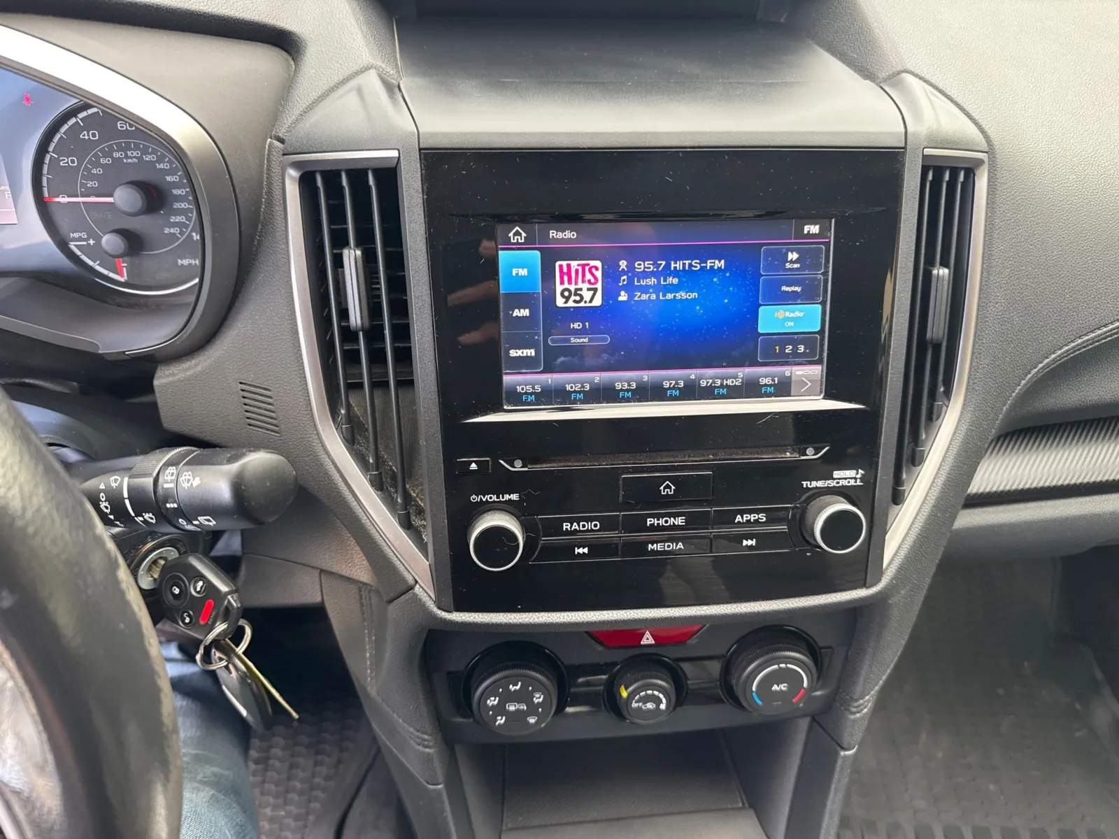 Subaru Crosstrek photo 37