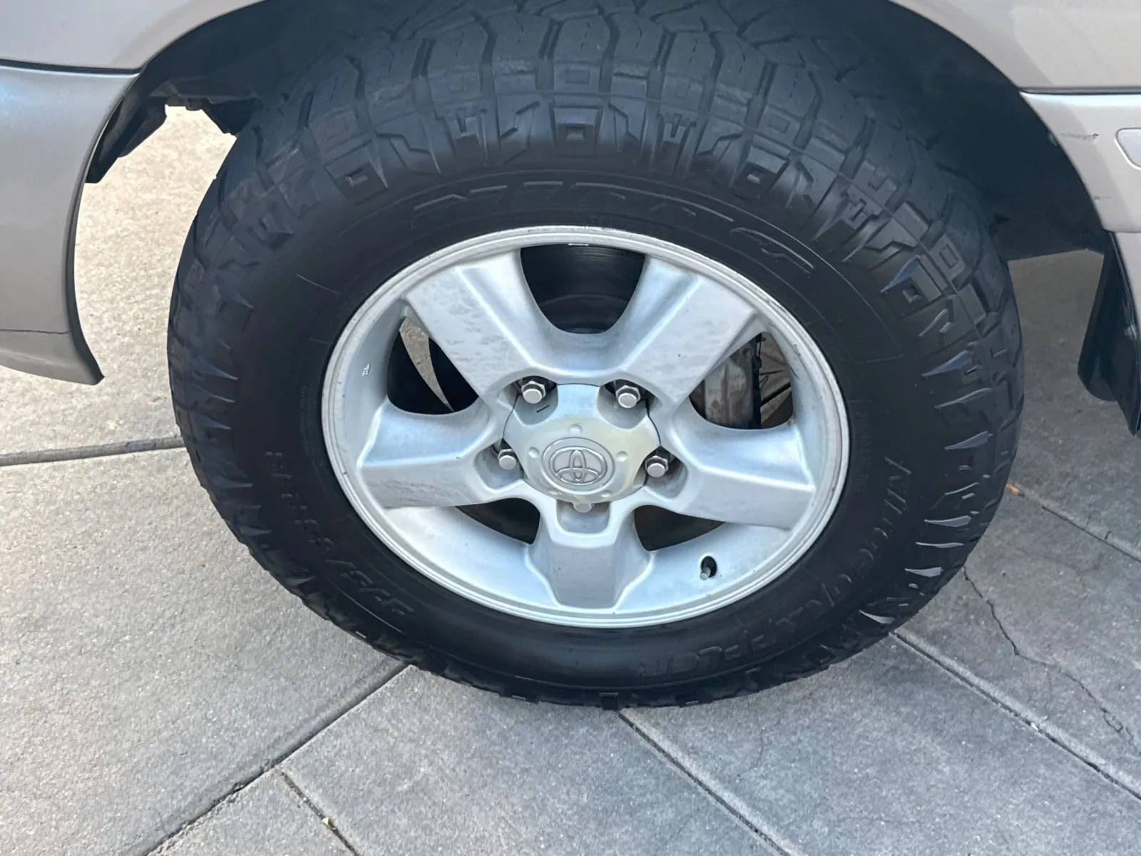 Toyota Land Cruiser photo 12