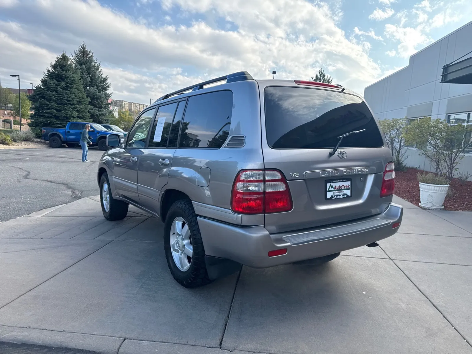Toyota Land Cruiser photo 9