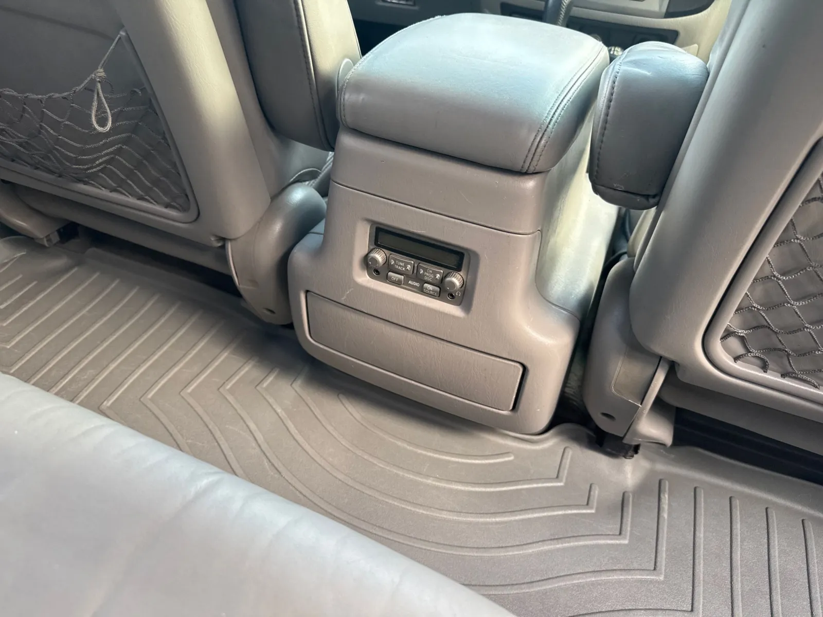 Toyota Land Cruiser photo 25