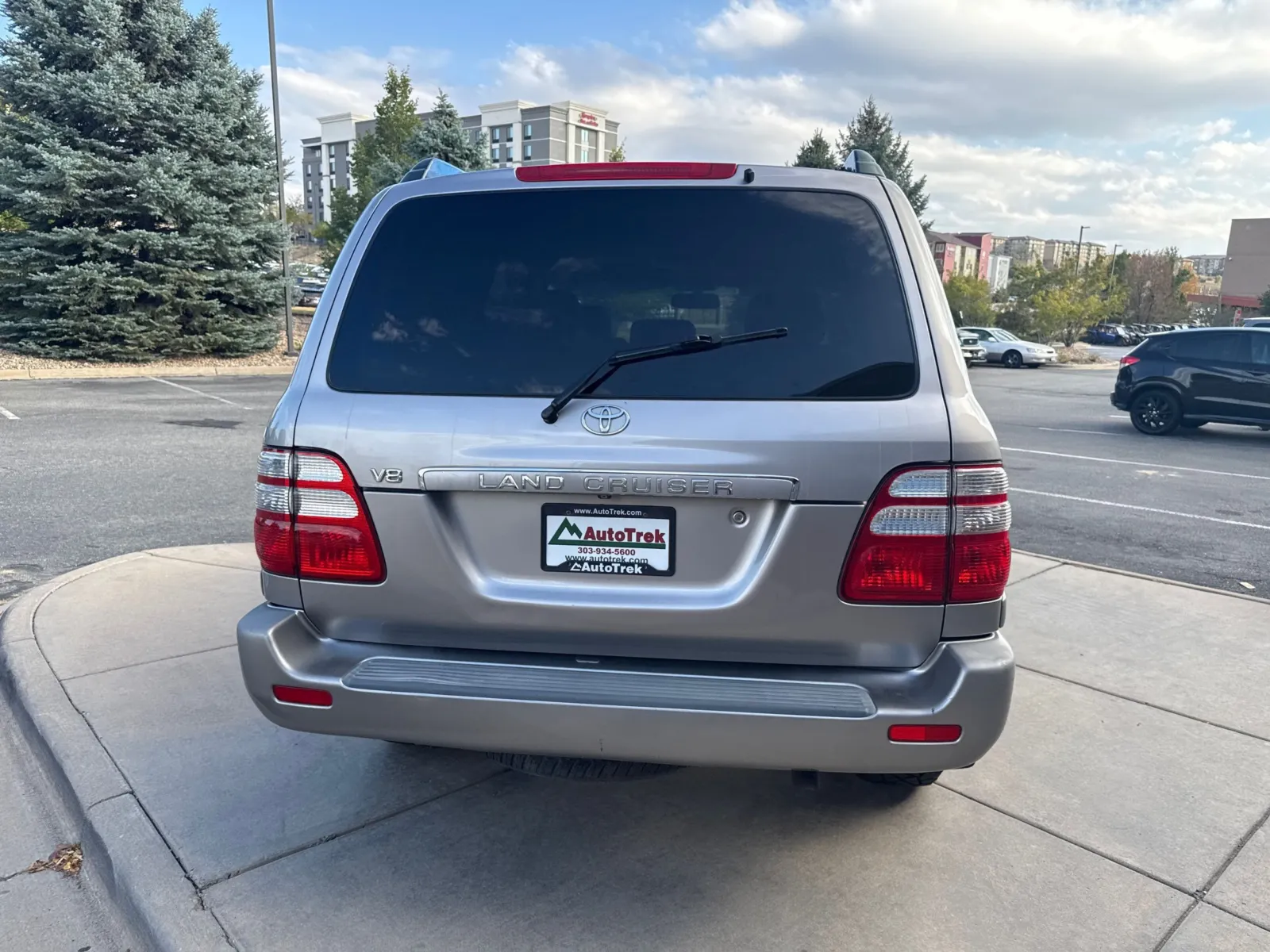 Toyota Land Cruiser photo 8