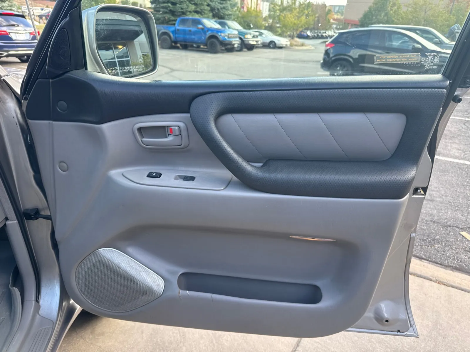 Toyota Land Cruiser photo 16