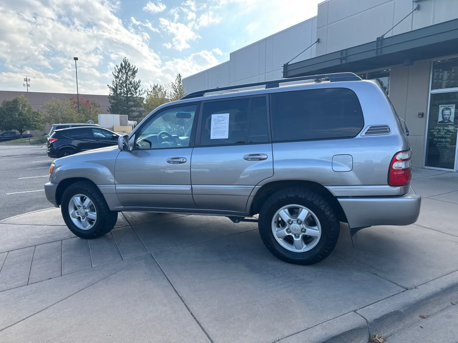 Toyota Land Cruiser photo 10