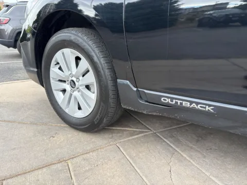 More photos of 2018 Subaru Outback 2.5i Premium at AutoTrek, CO