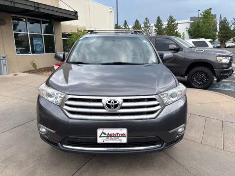 More photos of 2013 Toyota Highlander Limited at AutoTrek, CO