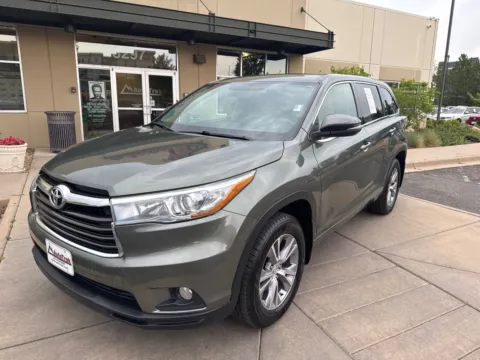 Photos of 2015 Toyota Highlander LE for sale in Littleton, CO at AutoTrek
