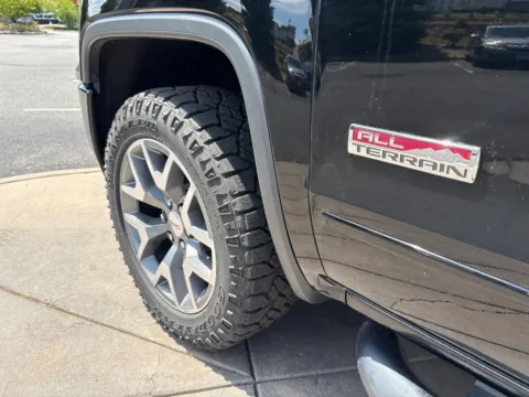 More photos of 2018 GMC Sierra 1500 SLT at AutoTrek, CO