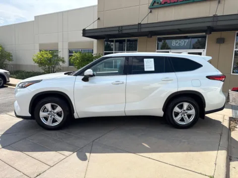 Another view of 2020 Toyota Highlander LE for sale in Littleton, CO at AutoTrek