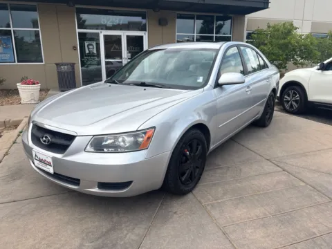 Photos of 2008 Hyundai Sonata GLS V6 for sale in Littleton, CO at AutoTrek