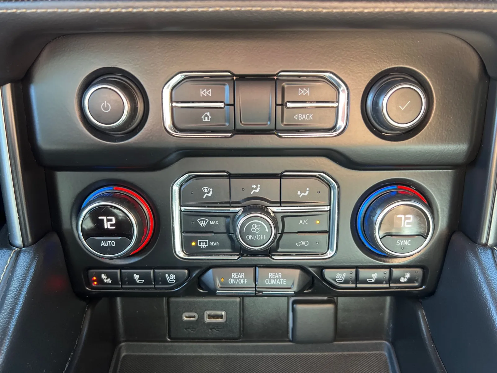 2021 Chevrolet Tahoe Premier - Photo 26