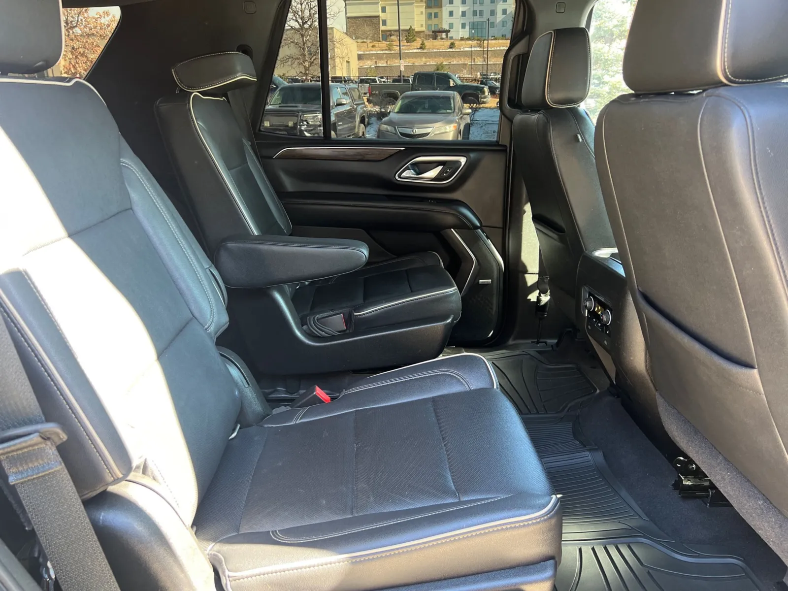 2021 Chevrolet Tahoe Premier - Photo 16