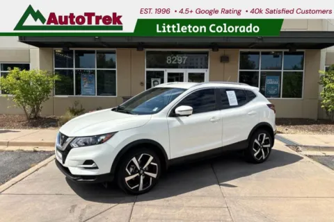 White 2022 Nissan Rogue Sport SL for sale in Littleton, CO