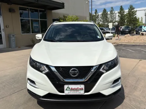 More photos of 2022 Nissan Rogue Sport SL at AutoTrek, CO