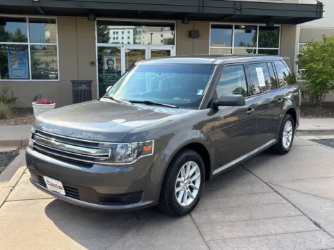 Photos of 2018 Ford Flex SE for sale in Littleton, CO at AutoTrek