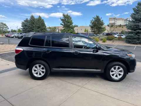 More photos of 2012 Toyota Highlander at AutoTrek, CO