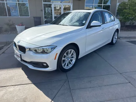 Photos of 2018 BMW 3 Series 320i xDrive for sale in Littleton, CO at AutoTrek