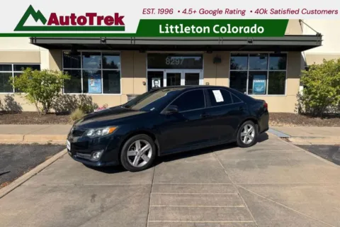 Gray 2014 Toyota Camry SE for sale in Littleton, CO
