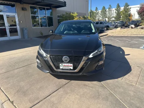 Another view of 2019 Nissan Altima 2.5 SR for sale in Littleton, CO at AutoTrek