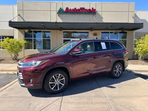 Photos of 2017 Toyota Highlander XLE for sale in Littleton, CO at AutoTrek
