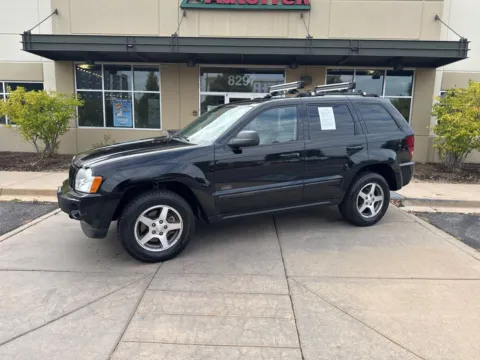 Photos of 2007 Jeep Grand Cherokee Laredo for sale in Littleton, CO at AutoTrek