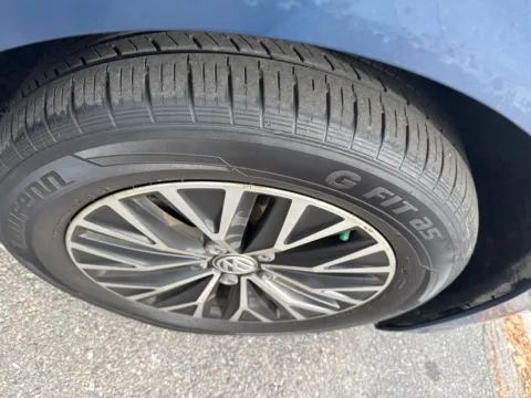 More photos of 2019 Volkswagen Jetta 1.4T SE at AutoTrek, CO