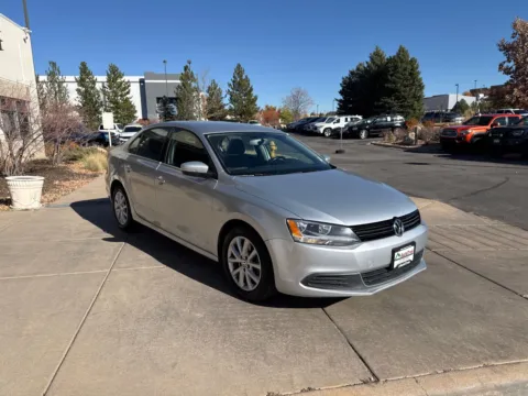 More photos of 2013 Volkswagen Jetta 2.5L SE at AutoTrek, CO
