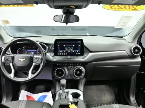 Photos of 2023 Chevrolet Blazer LT for sale in Terre Haute, IN at Dorsett Hyundai