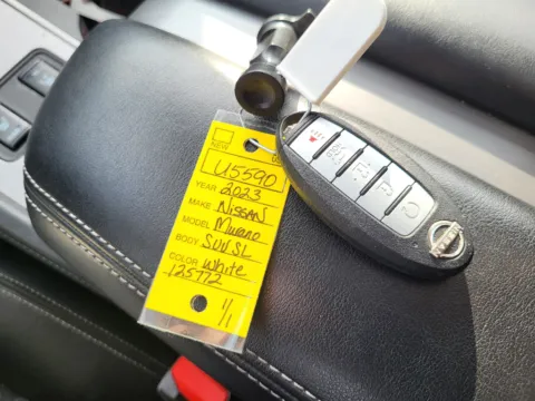 Photos of 2023 Nissan Murano SL for sale in Terre Haute, IN at Dorsett Hyundai